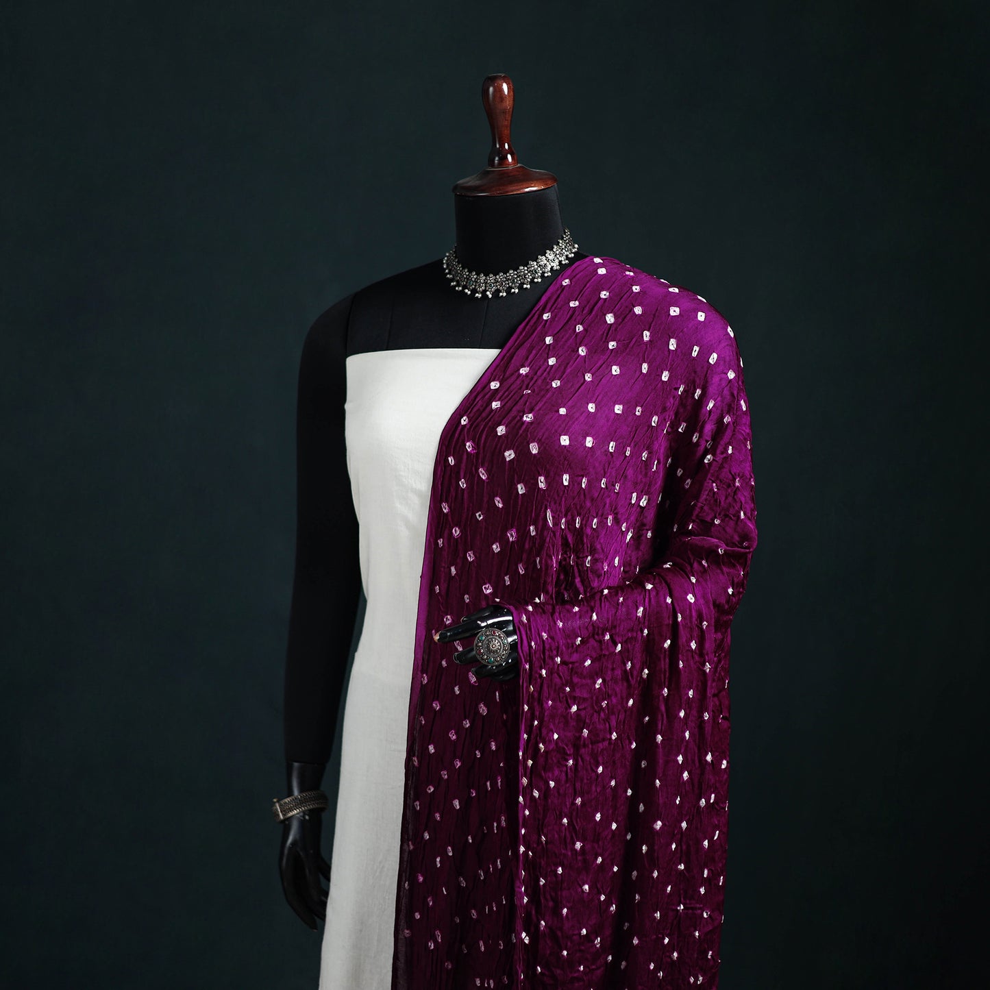 Kutch Lagdi Patta Border Modal Silk Bandhani Dupatta 02