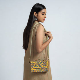 Buy DIY Box Sling Bag / Clutch with Changeable Sleeve Online at iTokri.com 