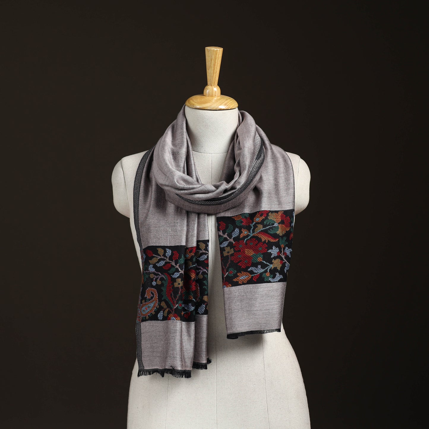 Plain Modal Silk Stole with Woven Border for Women 02