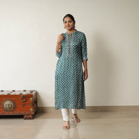 Green - Tie & dye Modal Silk Straight Bandhani Kurta 02