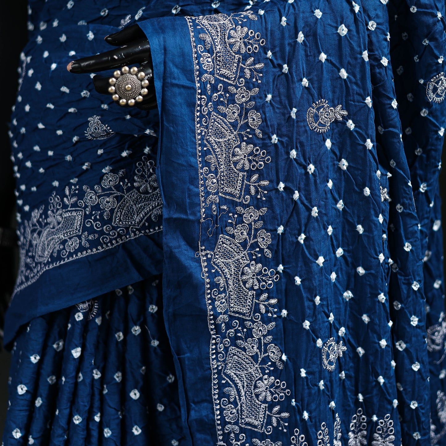 Kutch Bandhani Tie-Dye Cotton Saree 05