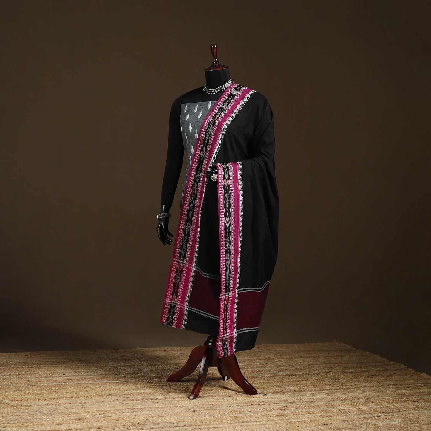 Sambalpuri Ikat Cotton Dupatta from Odisha 36
