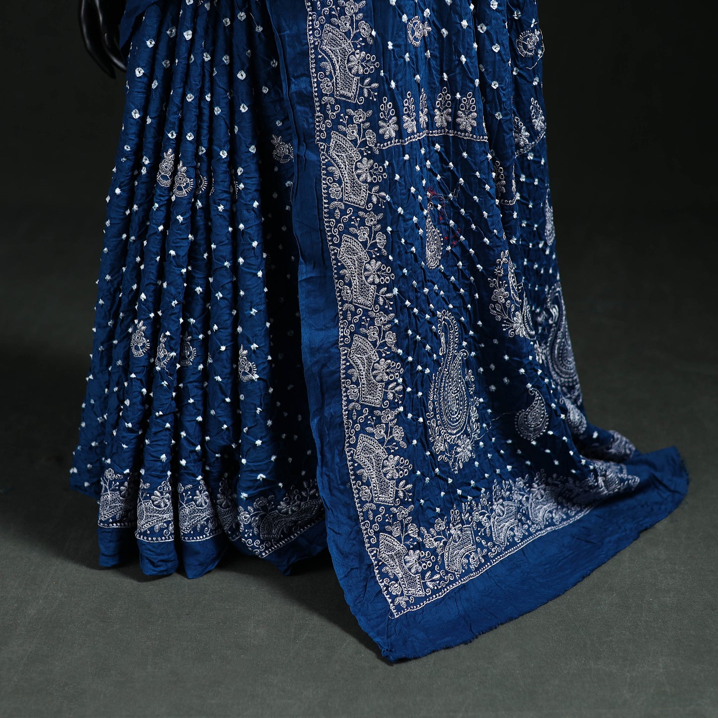 Kutch Bandhani Tie-Dye Cotton Saree 05