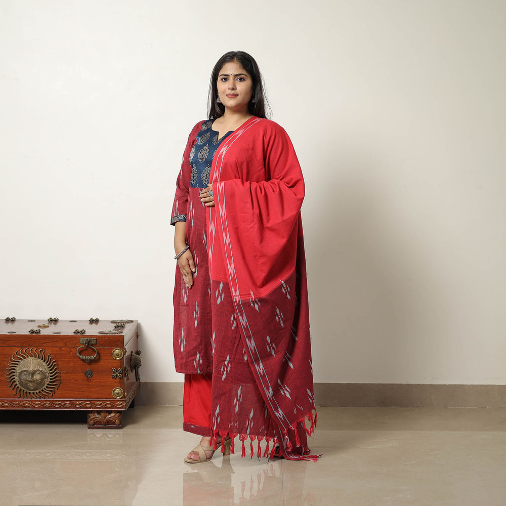 Maroon - Handloom Cotton Pochampally Ikat Kurta Set 02