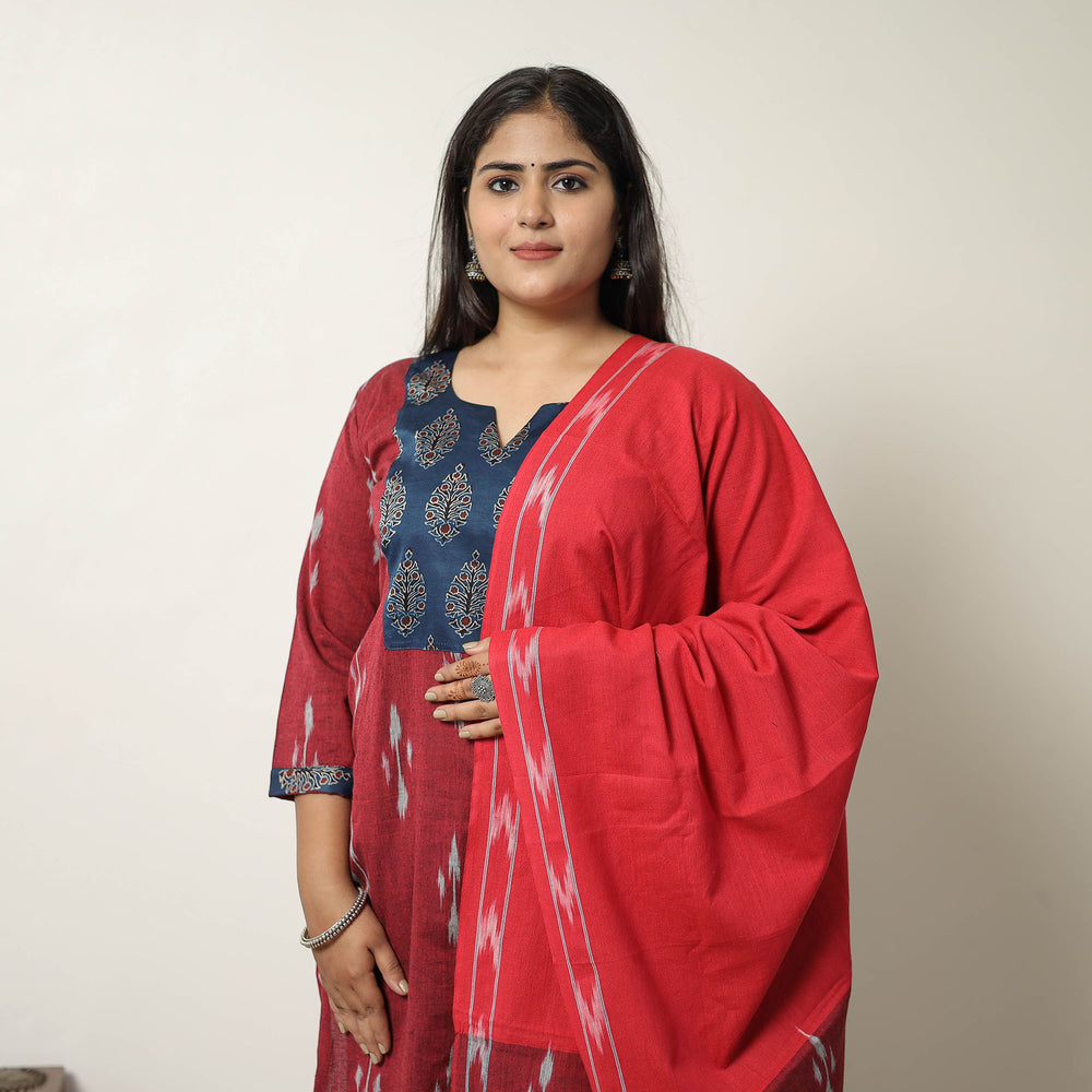 Maroon - Handloom Cotton Pochampally Ikat Kurta Set 02