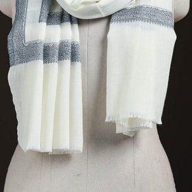 Plain Fine Wool Stole with Woven Border for Women 15