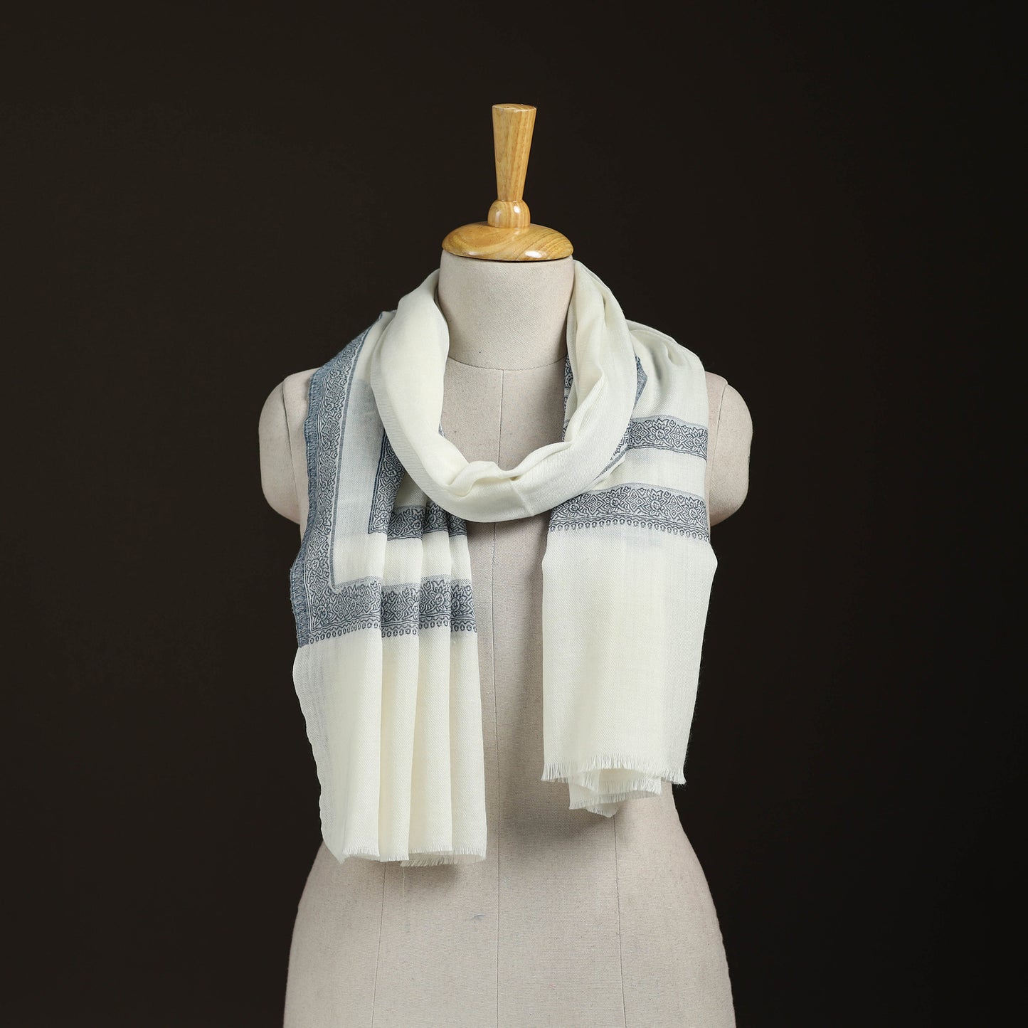Plain Fine Wool Stole with Woven Border for Women 15