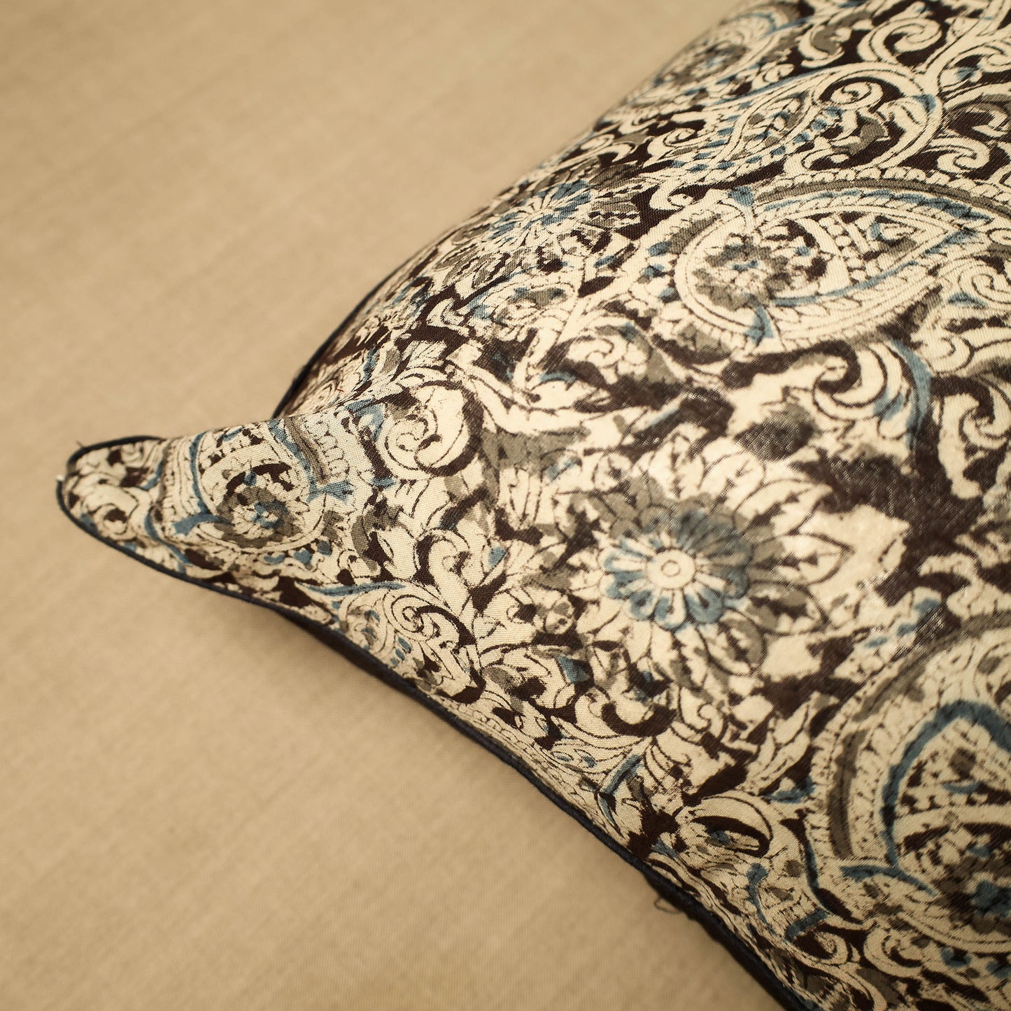  Kalamkari Cushion Cover