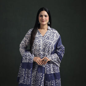Hand Batik Print Cotton Suit Set with Dupatta for Women 14