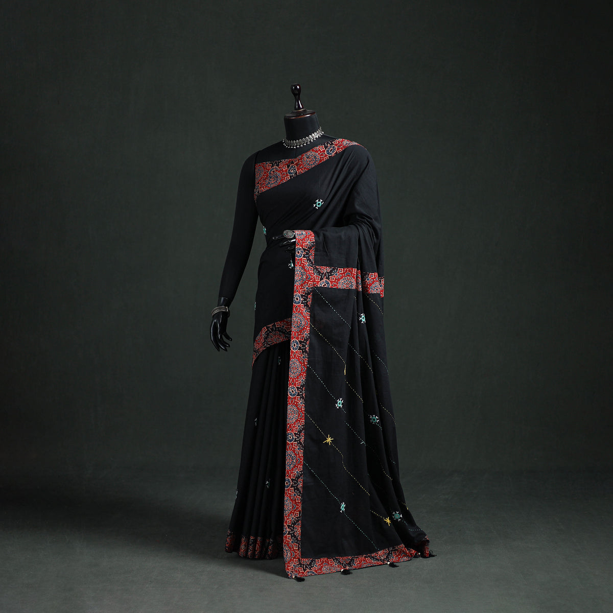 Tagai & Mirror Embroidered Ajrakh Patchwork Pure Mul Cotton Saree with Blouse Piece 01