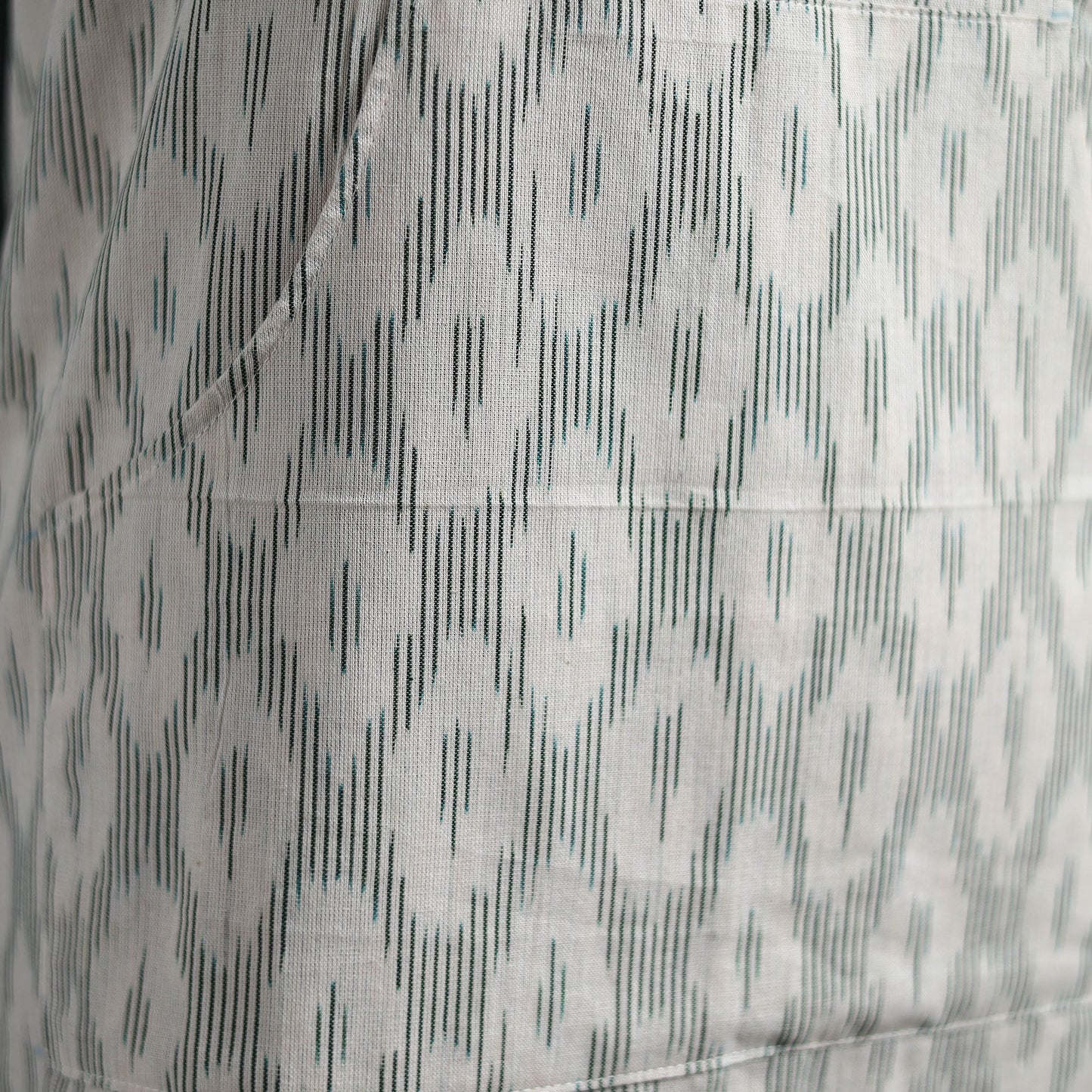 Pochampally Ikat Weave Cotton Apron with Pocket 16