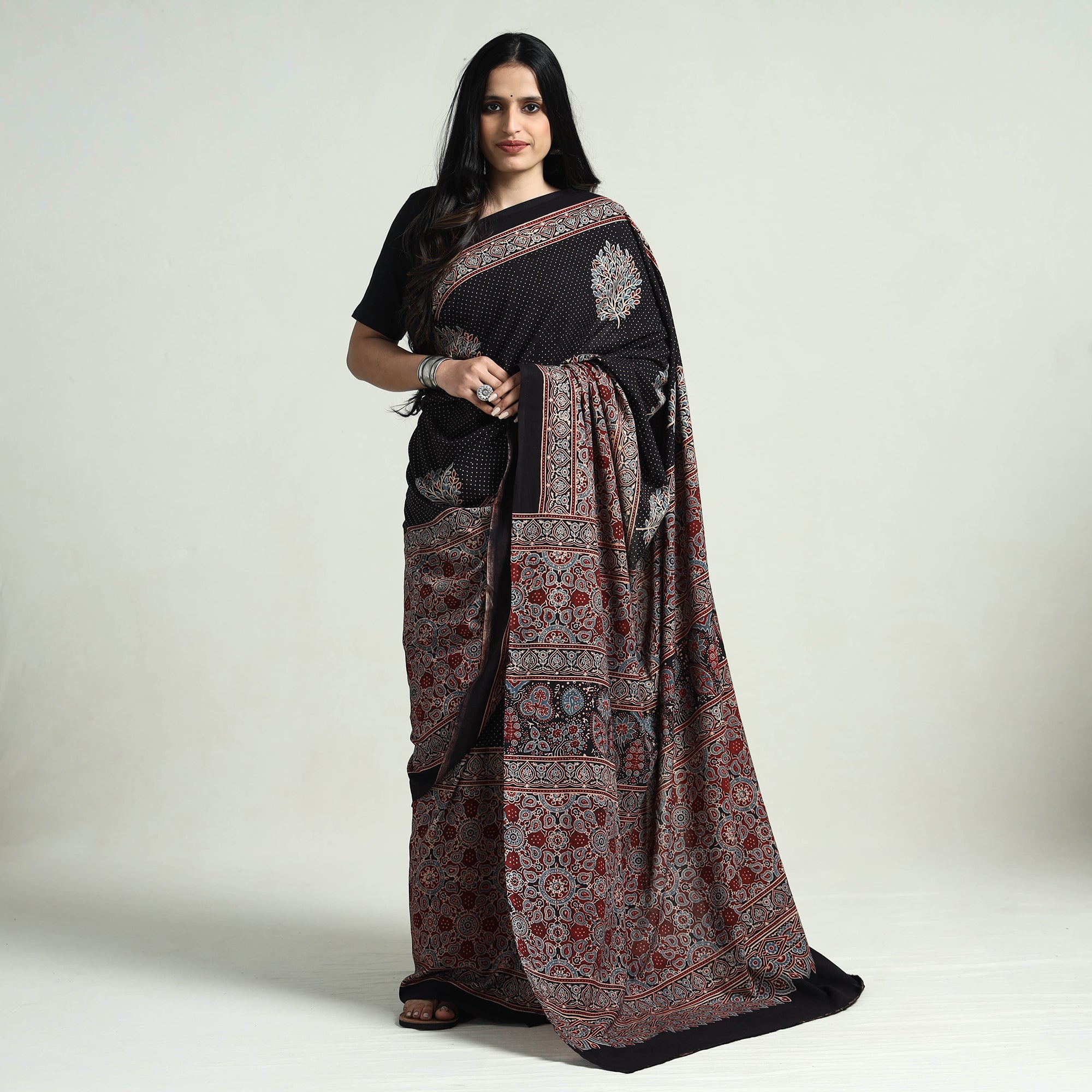 6 tips on how to rock the saree this winter – India TV