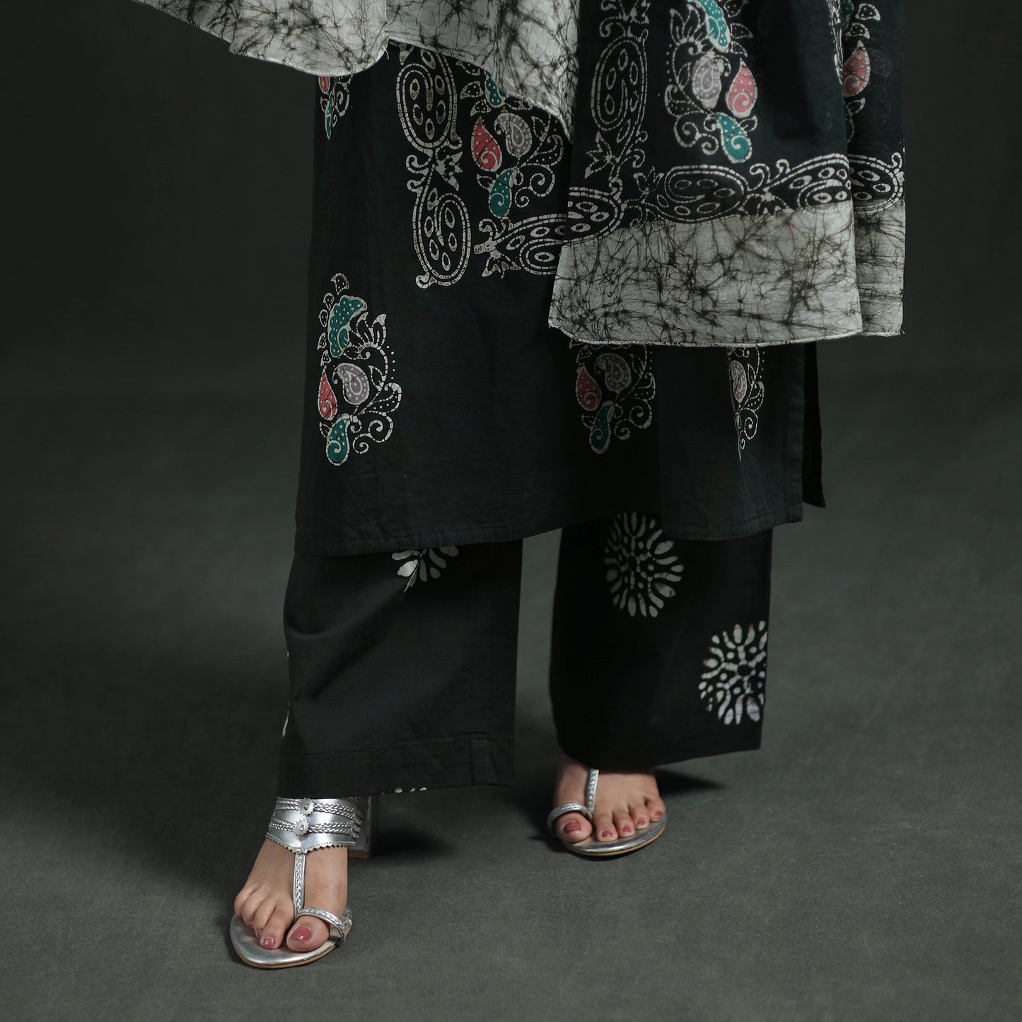 Indonesian Hand Batik Print Cotton Suit Set with Dupatta for Women 05