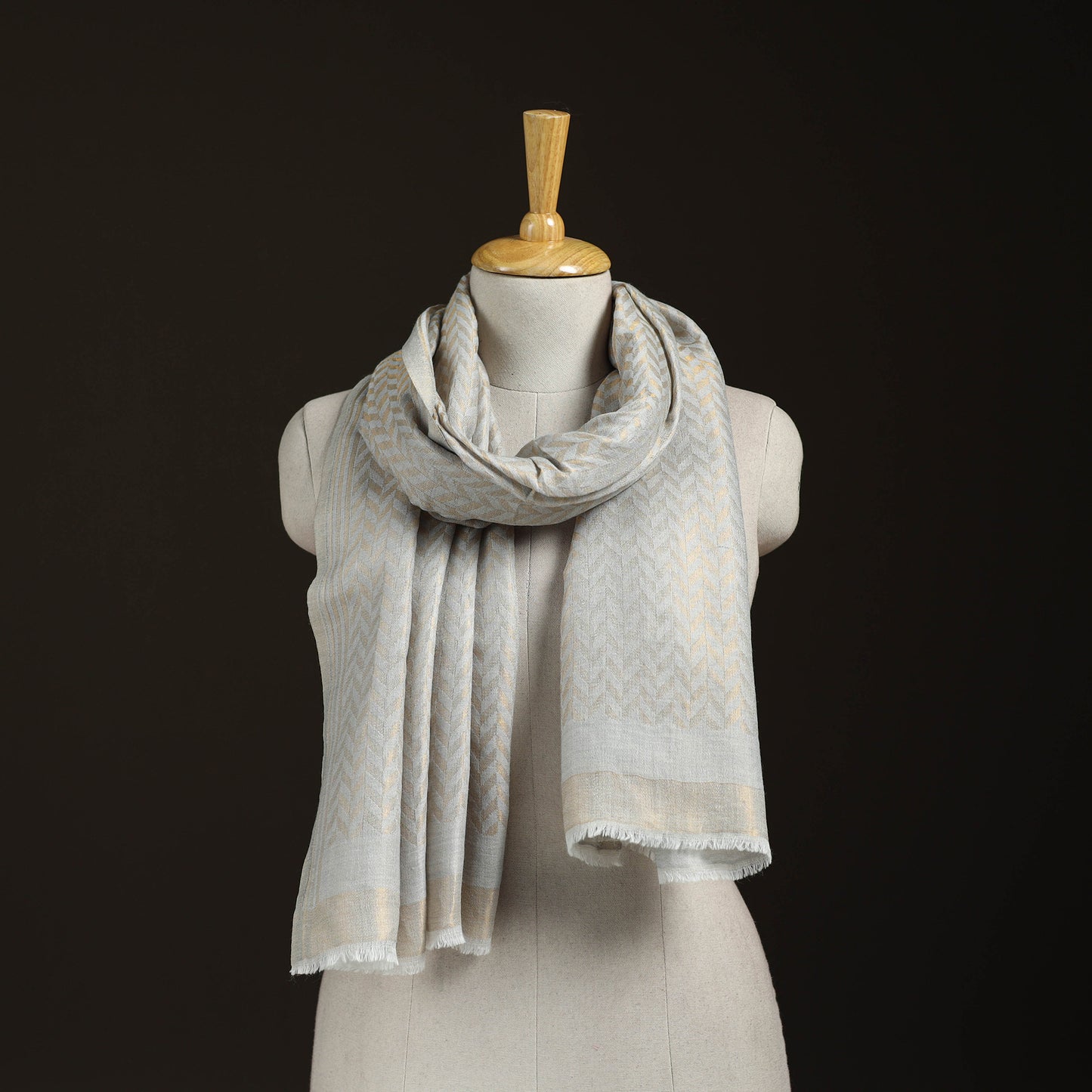 Zari Chevron Pattern Fine Wool Stole for Women 25