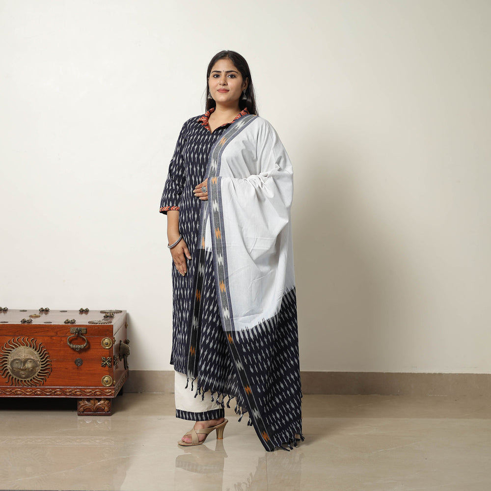 Black - Handloom Cotton Pochampally Ikat Kurta Set 08