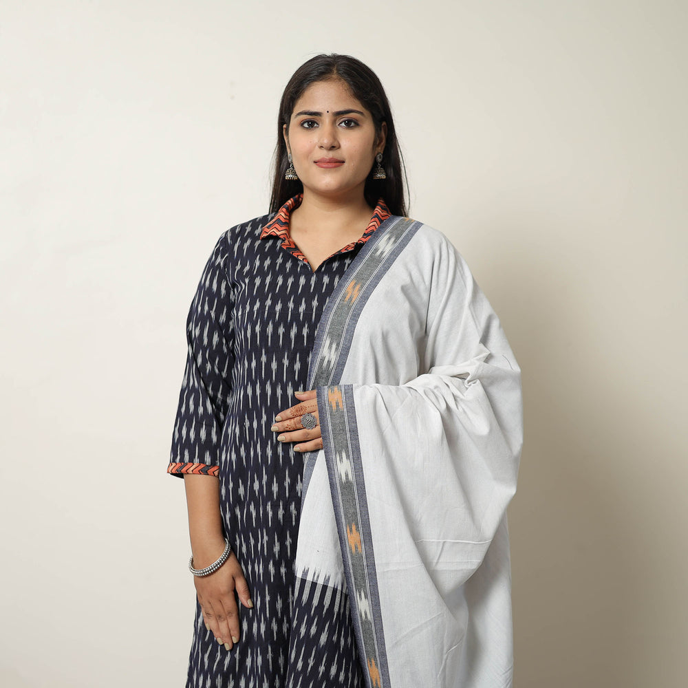 Black - Handloom Cotton Pochampally Ikat Kurta Set 08