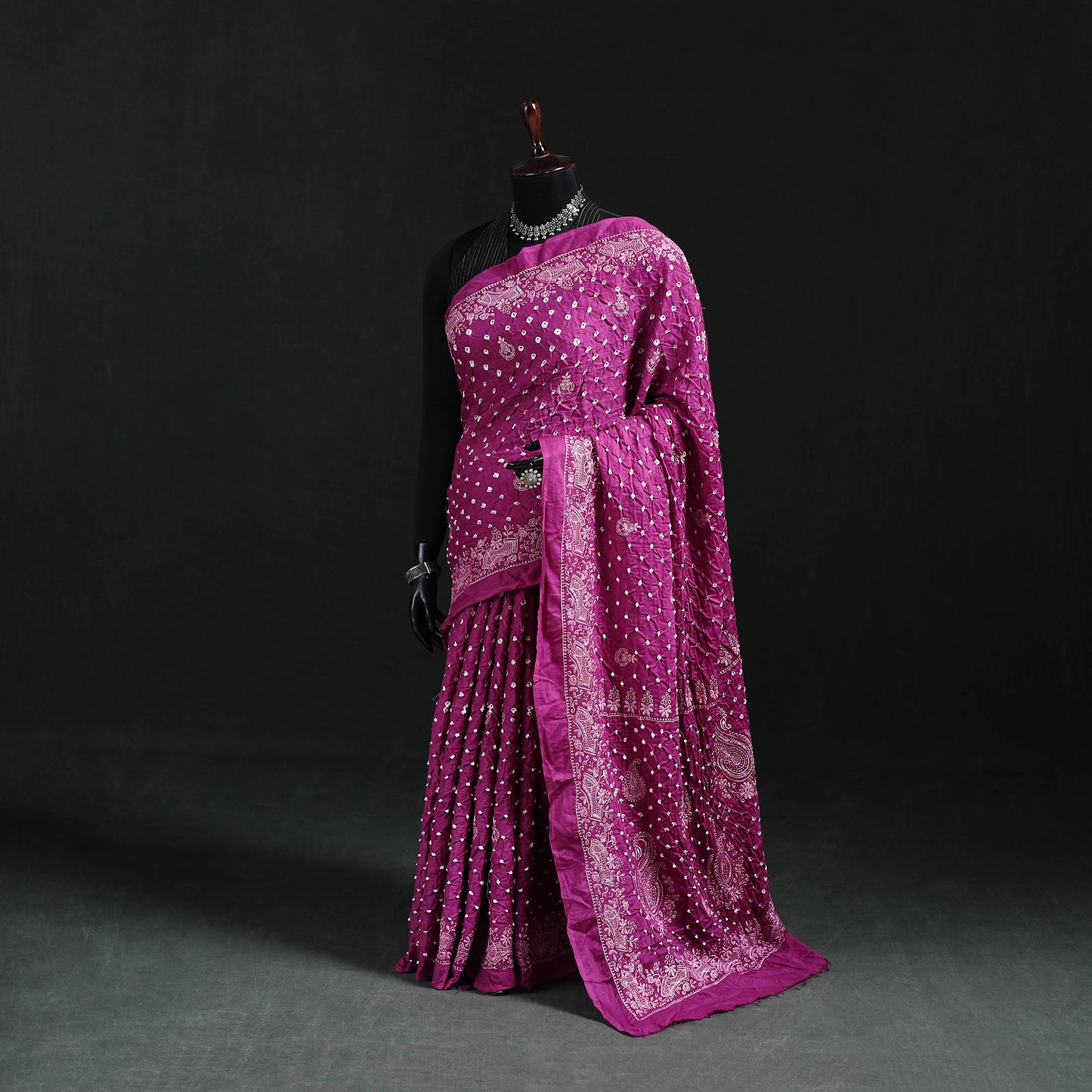 Kutch Bandhani Tie-Dye Cotton Saree 11