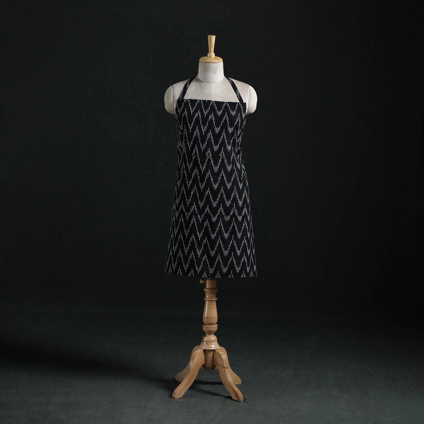 Pochampally Ikat Weave Cotton Apron with Pocket 19
