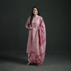 Hand Batik Print Cotton Suit Set with Dupatta for Women 07