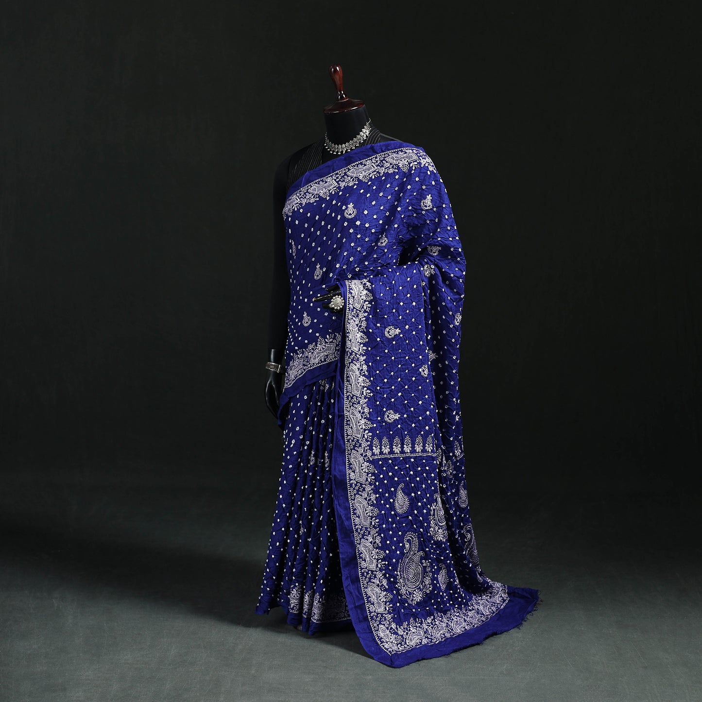 Kutch Bandhani Tie-Dye Cotton Saree 10