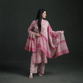 Hand Batik Print Cotton Suit Set with Dupatta for Women 07