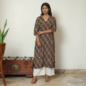 Buy Kalamkari Printed Cotton Straight Kurta For Women