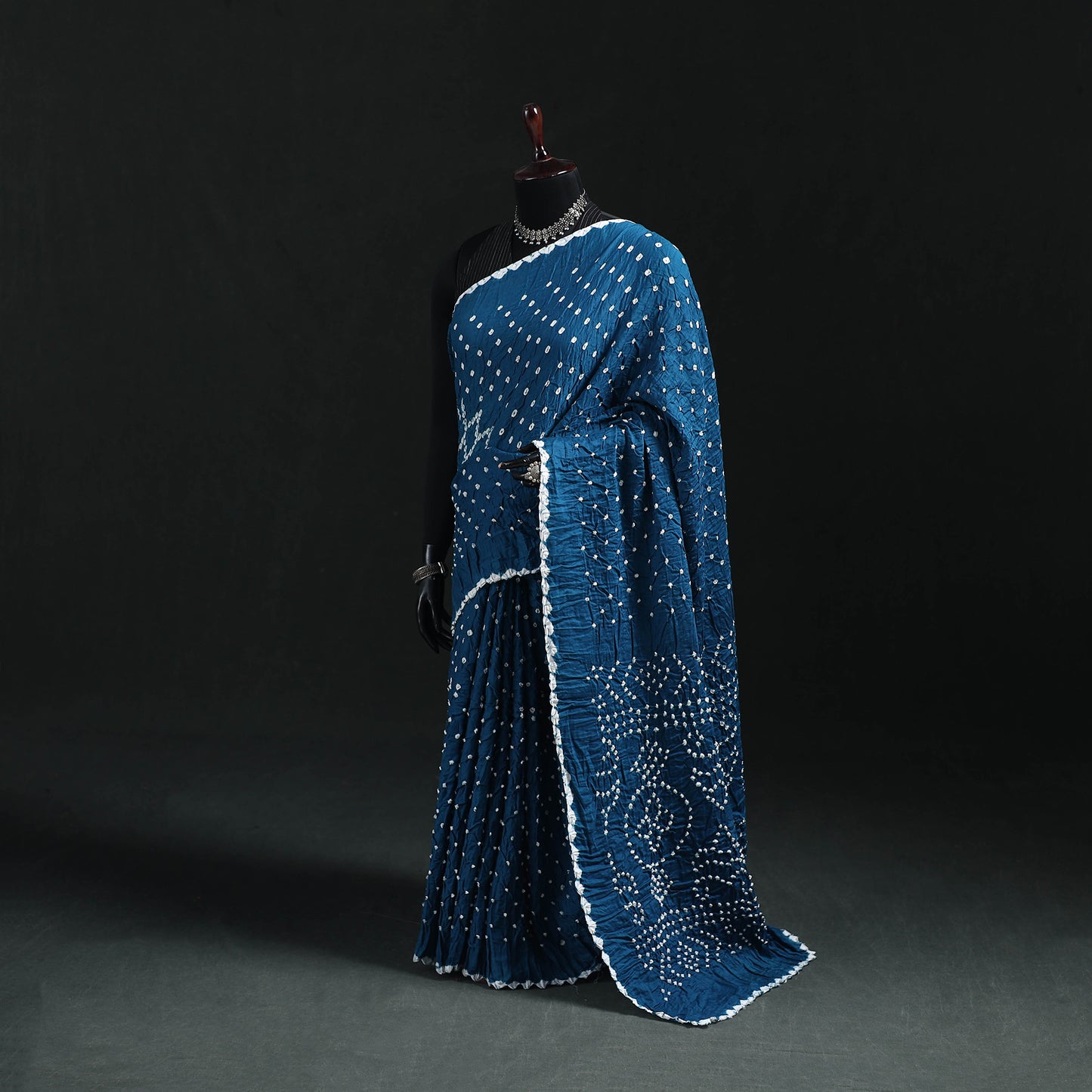 Kutch Bandhani Tie-Dye Cotton Saree 23