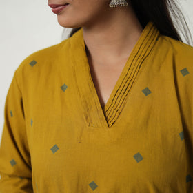Buy Pure Cotton Straight Jacquard Kurta Online in India