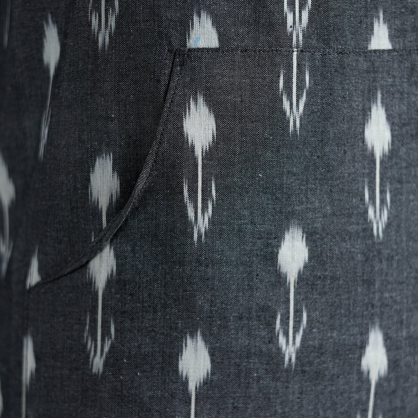 Pochampally Ikat Weave Cotton Apron with Pocket 22