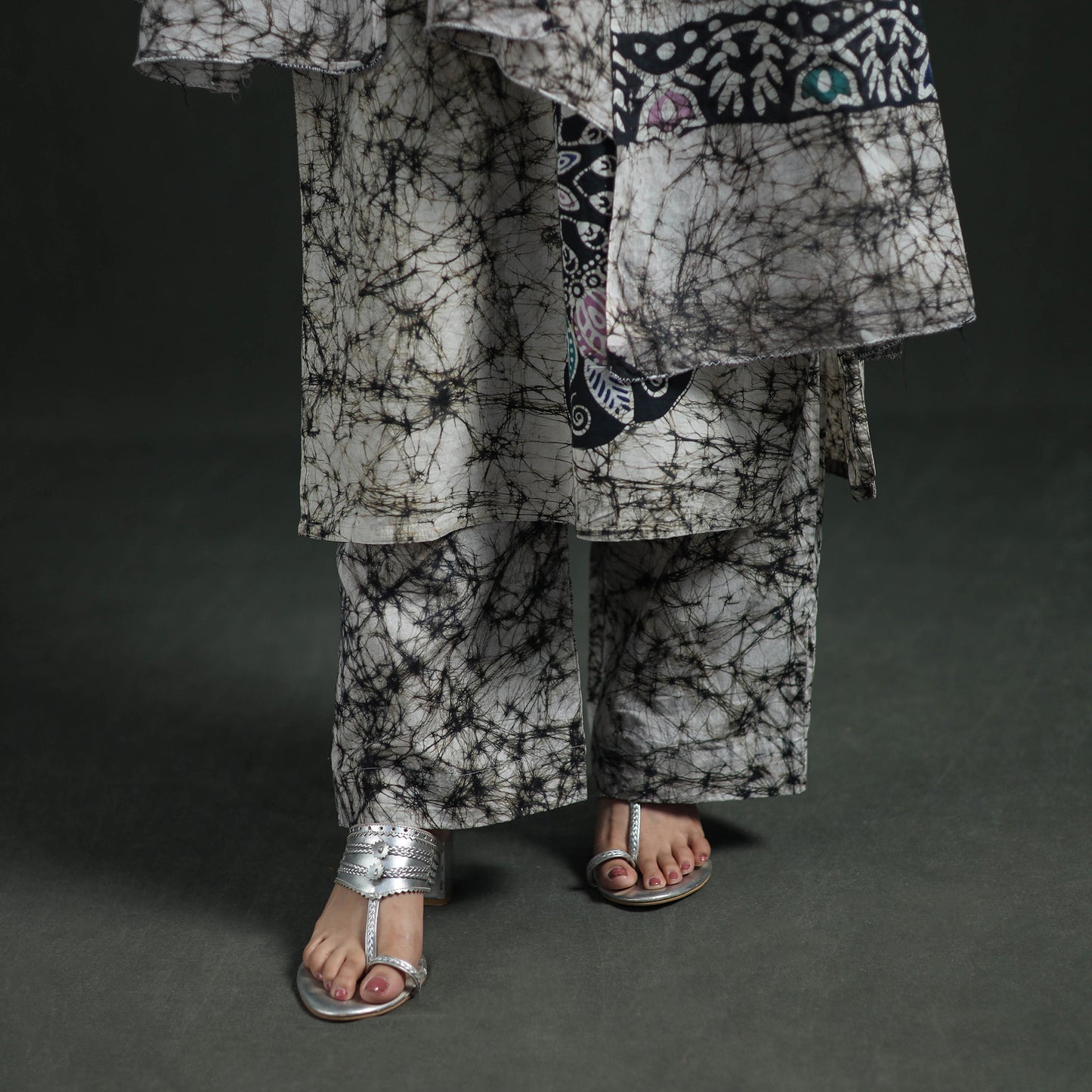 Indonesian Hand Batik Print Cotton Suit Set with Dupatta for Women 03