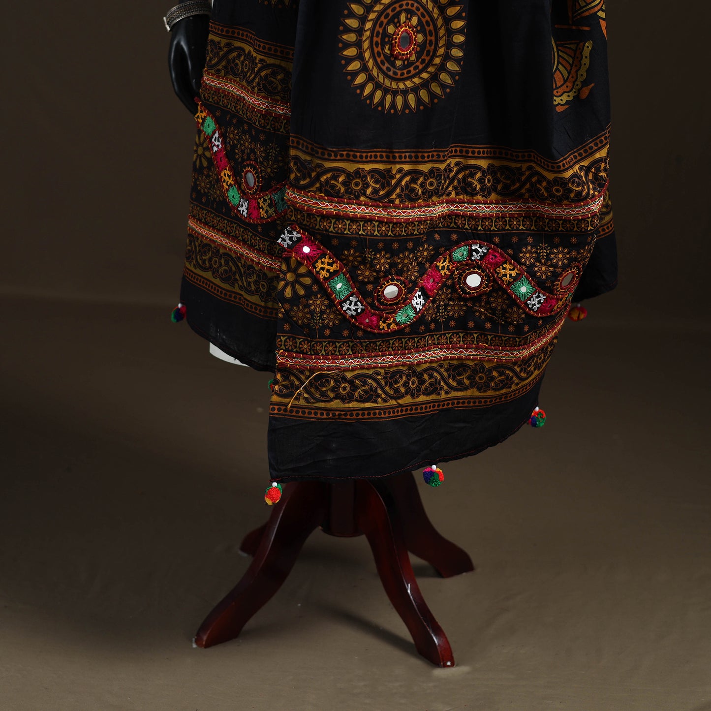 Kutch Hand Embroidered Mirror Work Printed Cotton Dupatta 13