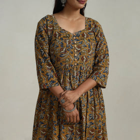 Buy Yellow Flared Cotton Block Print Kalamkari Kurta Set