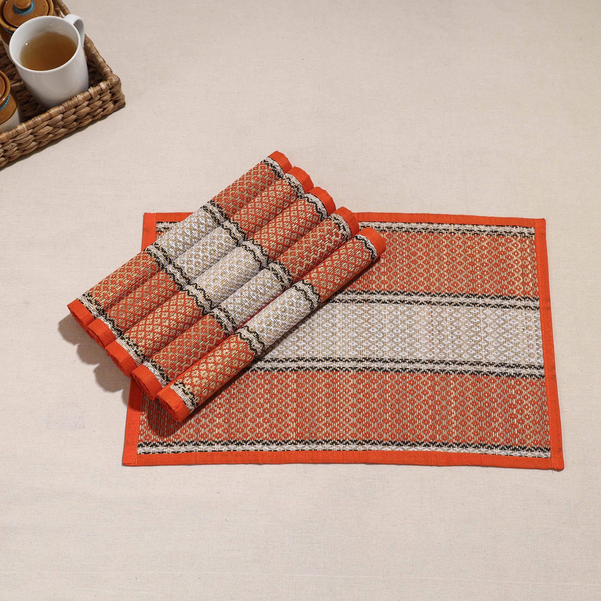 madur grass table mats