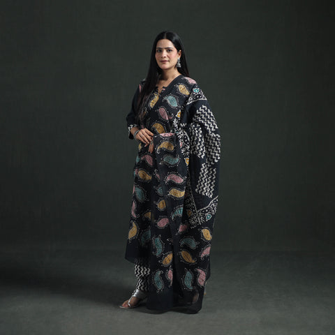 Indonesian Hand Batik Print Cotton Suit Set with Dupatta for Women 02