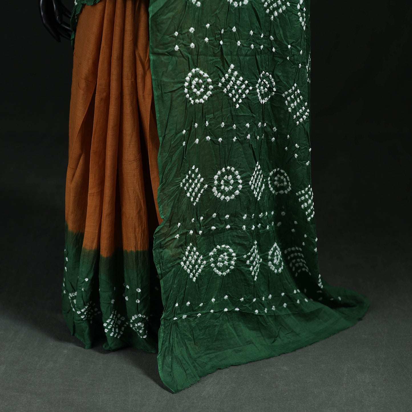 Kutch Bandhani Tie-Dye Cotton Saree 03
