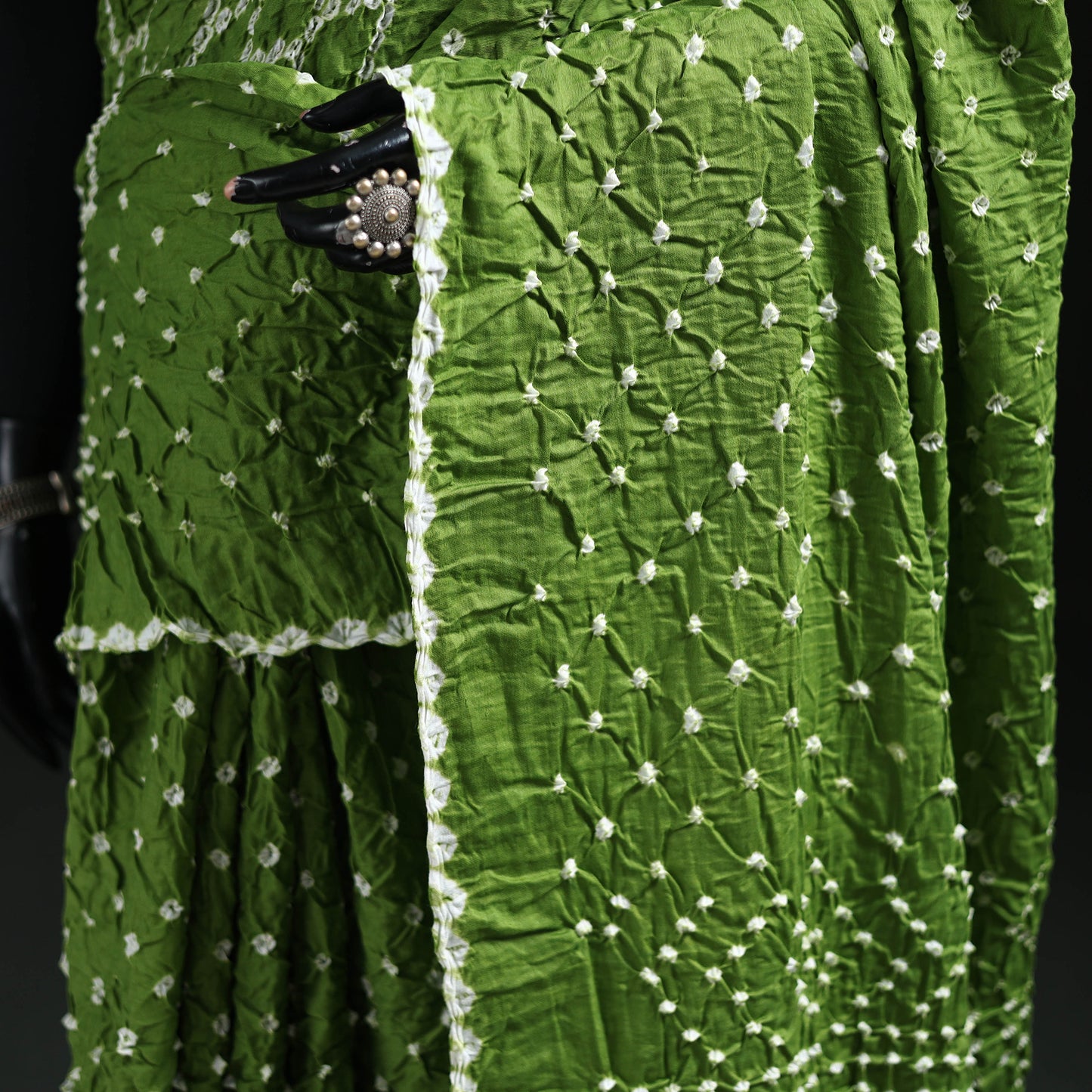 Kutch Bandhani Tie-Dye Cotton Saree 25