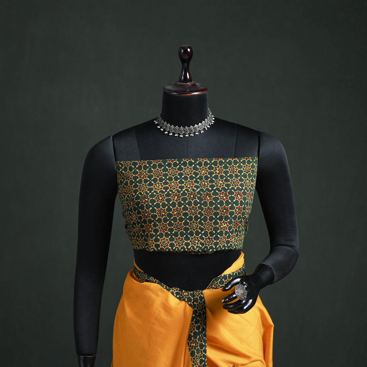 Tagai & Mirror Embroidered Ajrakh Patchwork Pure Mul Cotton Saree with Blouse Piece 09