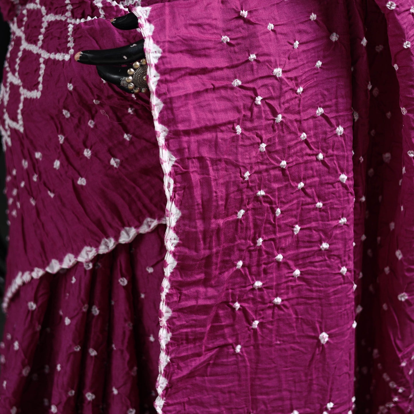 Kutch Bandhani Tie-Dye Cotton Saree 26