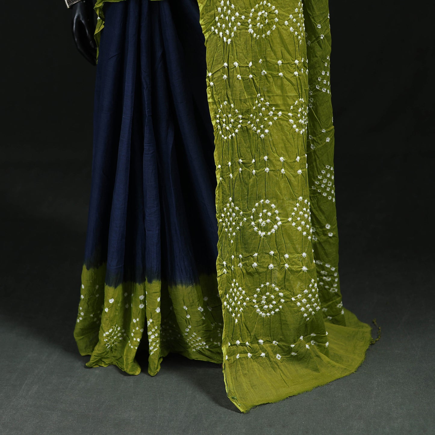 Kutch Bandhani Tie-Dye Cotton Saree 04