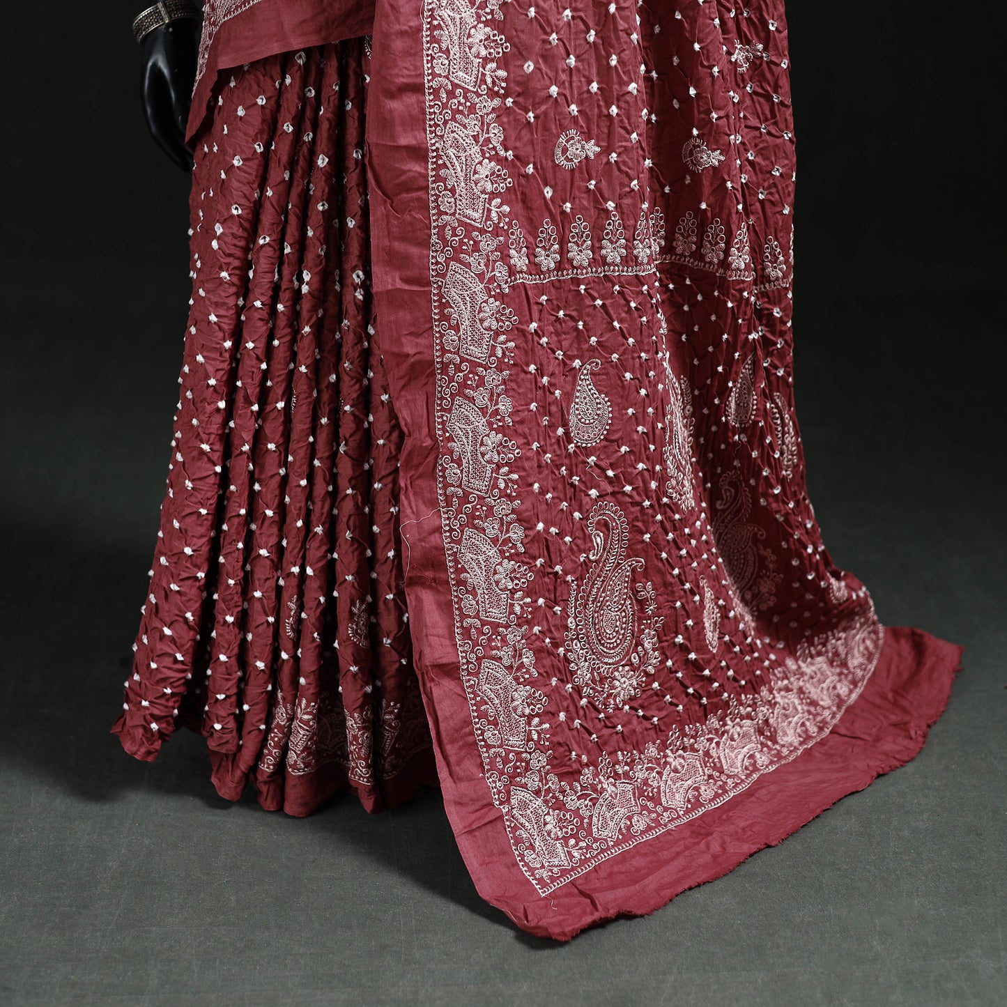 Kutch Bandhani Tie-Dye Cotton Saree 13