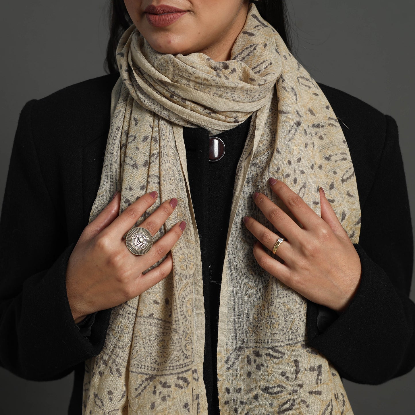 Beige - pedana kalamkari wool stole 32 - handcrafted