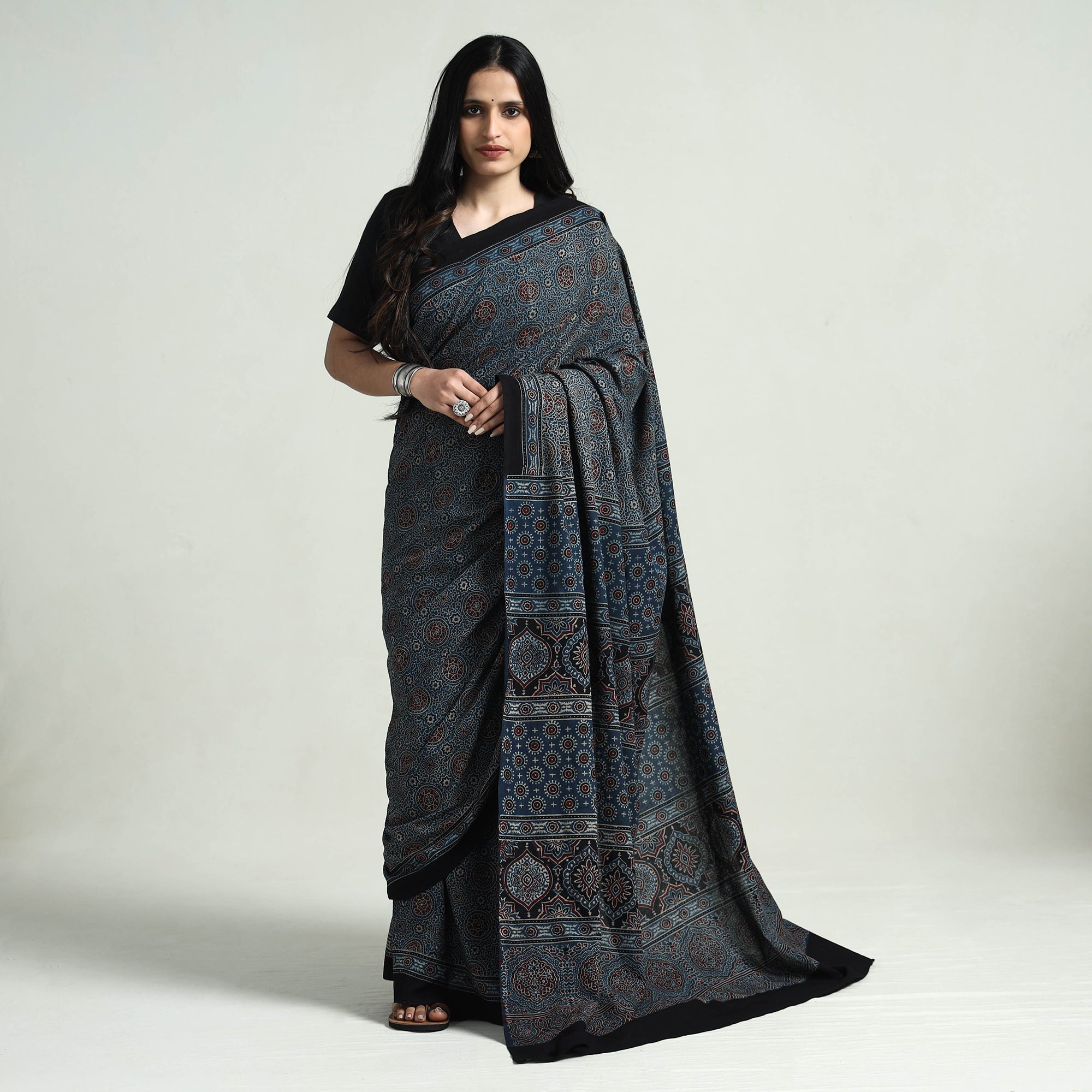 Buy Dhaniakhali Bengal Handloom Pure Cotton Saree Online at iTokri.com by  ITOKRI CRAFTS INITIATIVE l iTokri आई.टोकरी