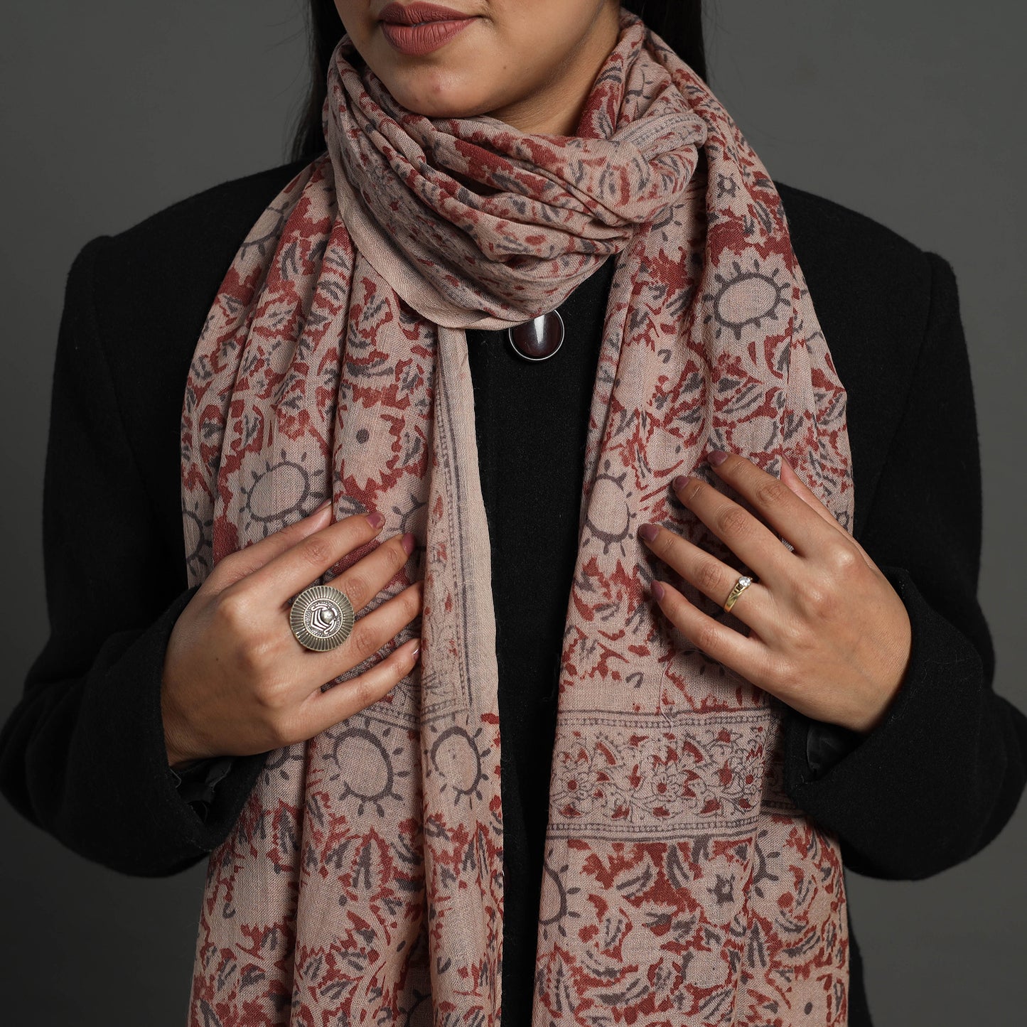 Red - pedana kalamkari wool stole 34 - handcrafted