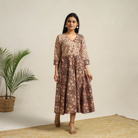 Buy Black Pedana Block Print Cotton Flared Kalamkari Dress