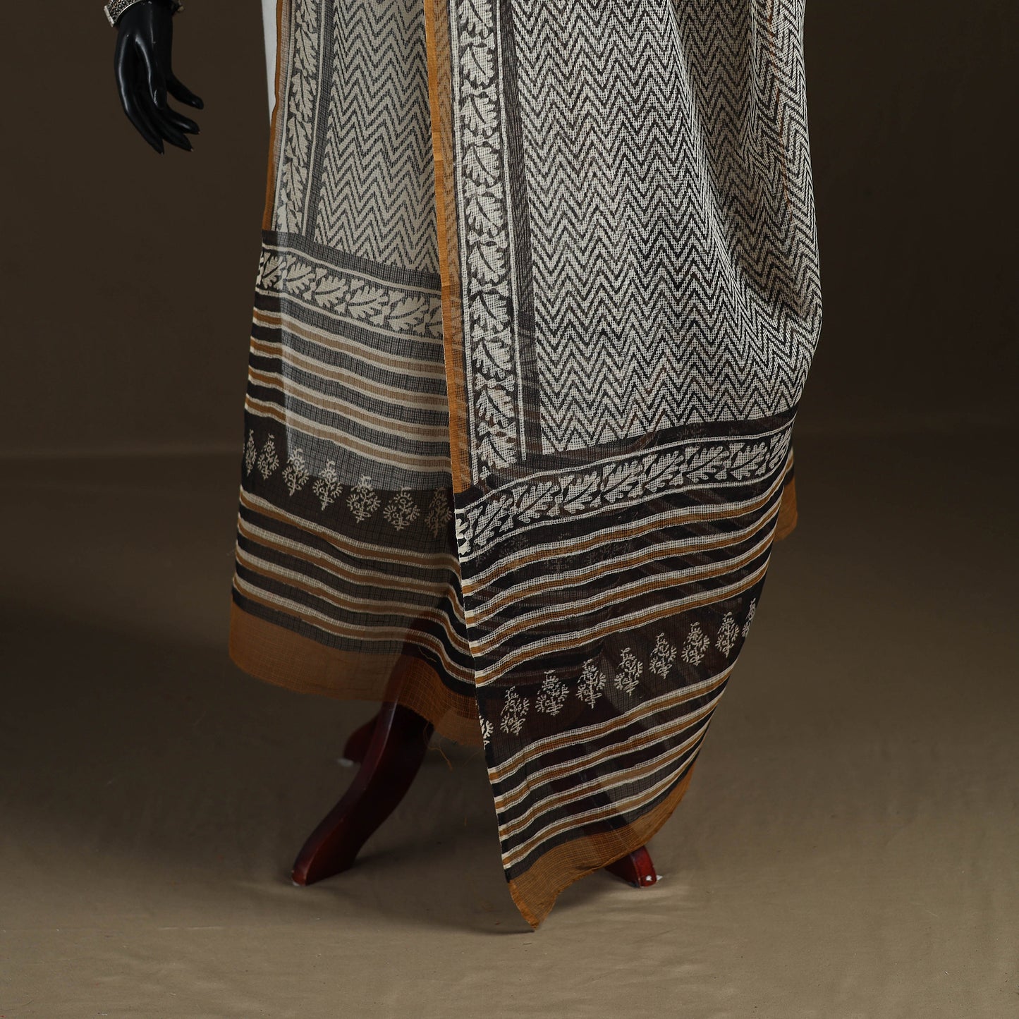 Bagru Hand Block Print Natural Dyed Kota Doria Cotton Dupatta 02