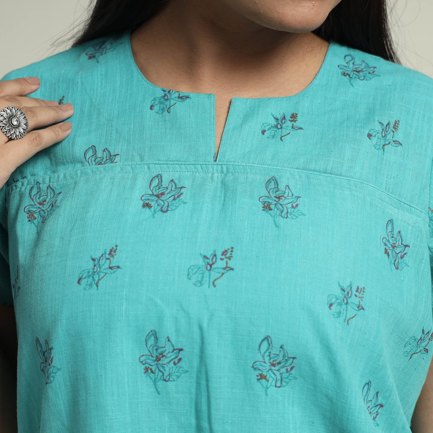 Blue - Daram Women Mangalagiri Cotton Hand Block Printed Half Sleeves Kurti