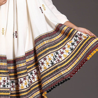 White - Kutch Boota Mirror Hand Embroidery Woolen Shawl