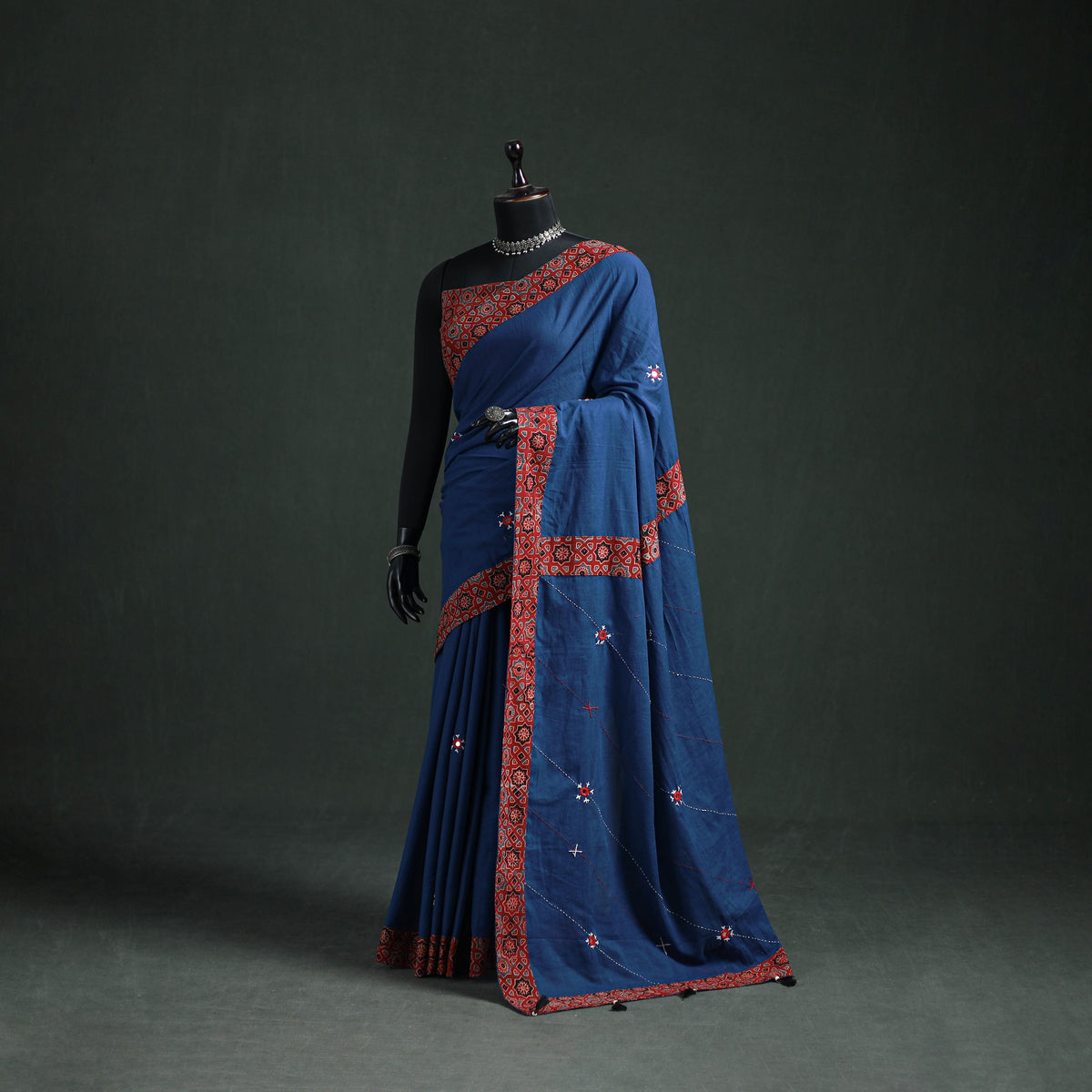 Tagai & Mirror Embroidered Ajrakh Patchwork Pure Mul Cotton Saree with Blouse Piece 17