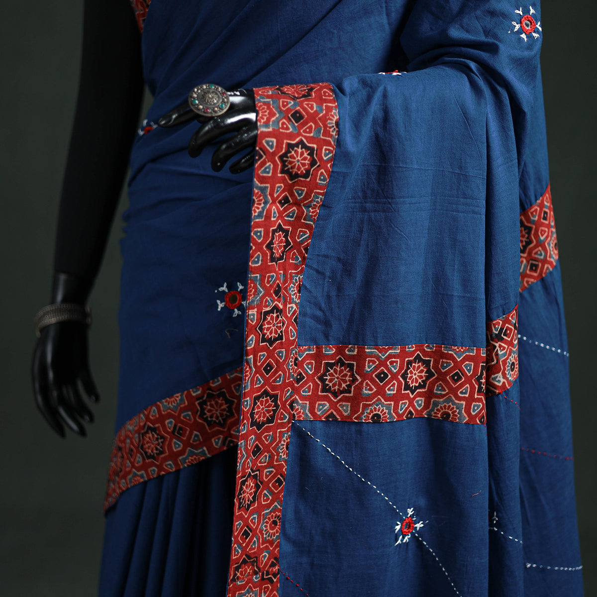 Tagai & Mirror Embroidered Ajrakh Patchwork Pure Mul Cotton Saree with Blouse Piece 17