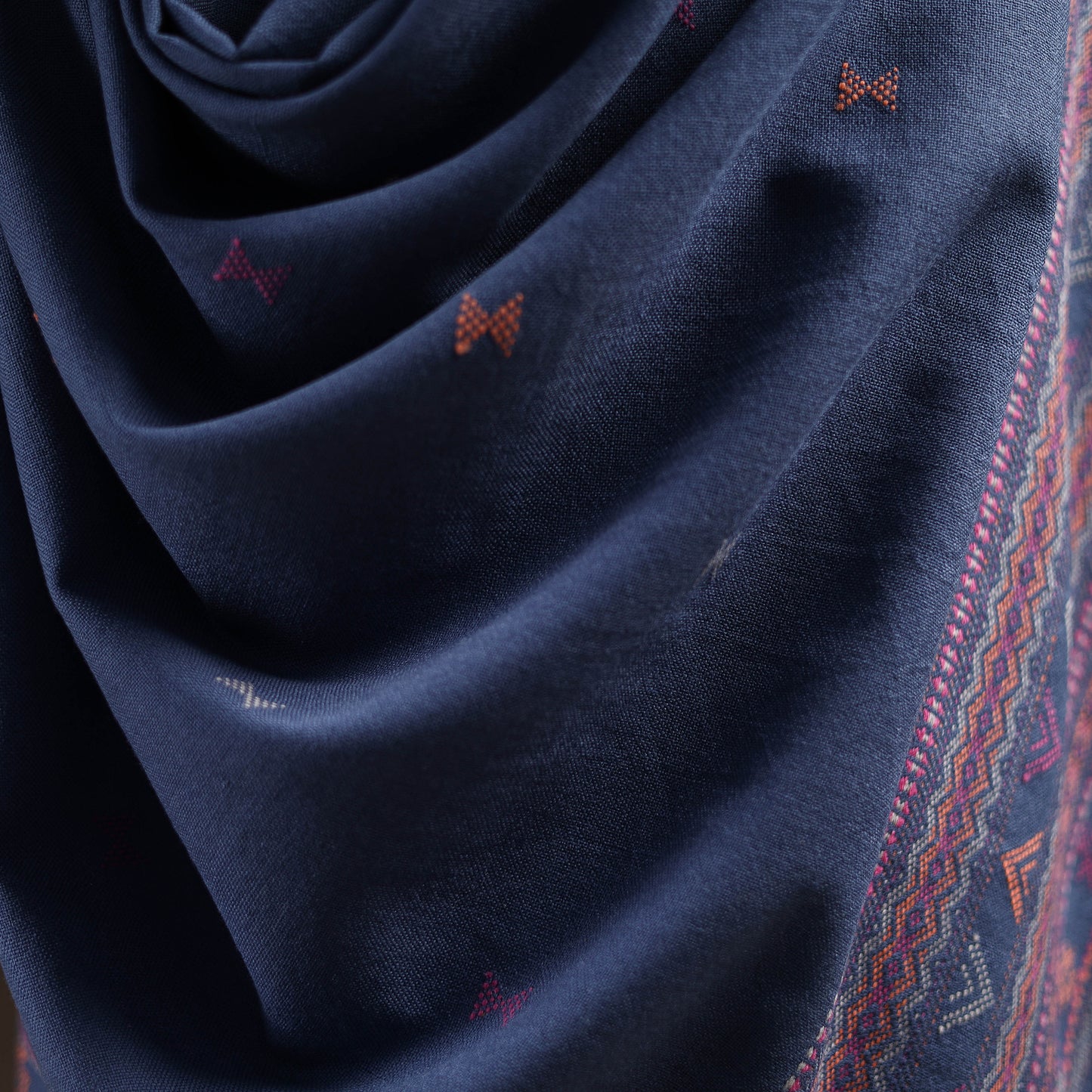 Kutch Bhujodi Handwoven Merino Wool Dhabla Shawl 27